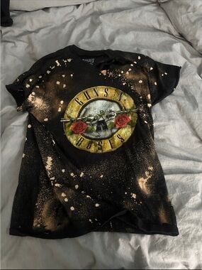 Bleach-Splatter Guns N Roses Band Tee